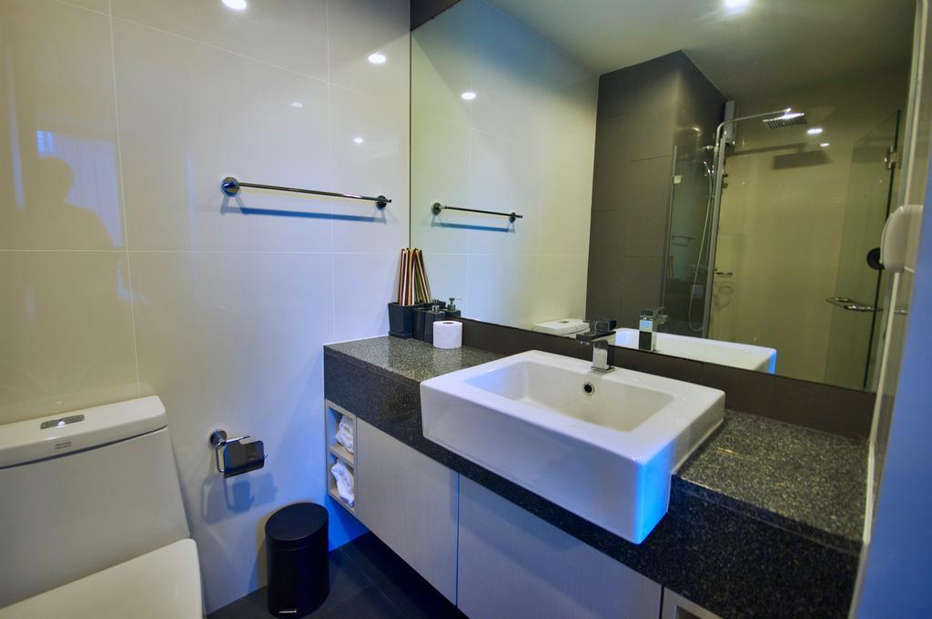 6Th Avenue Surin By Risa Apartment Екстериор снимка