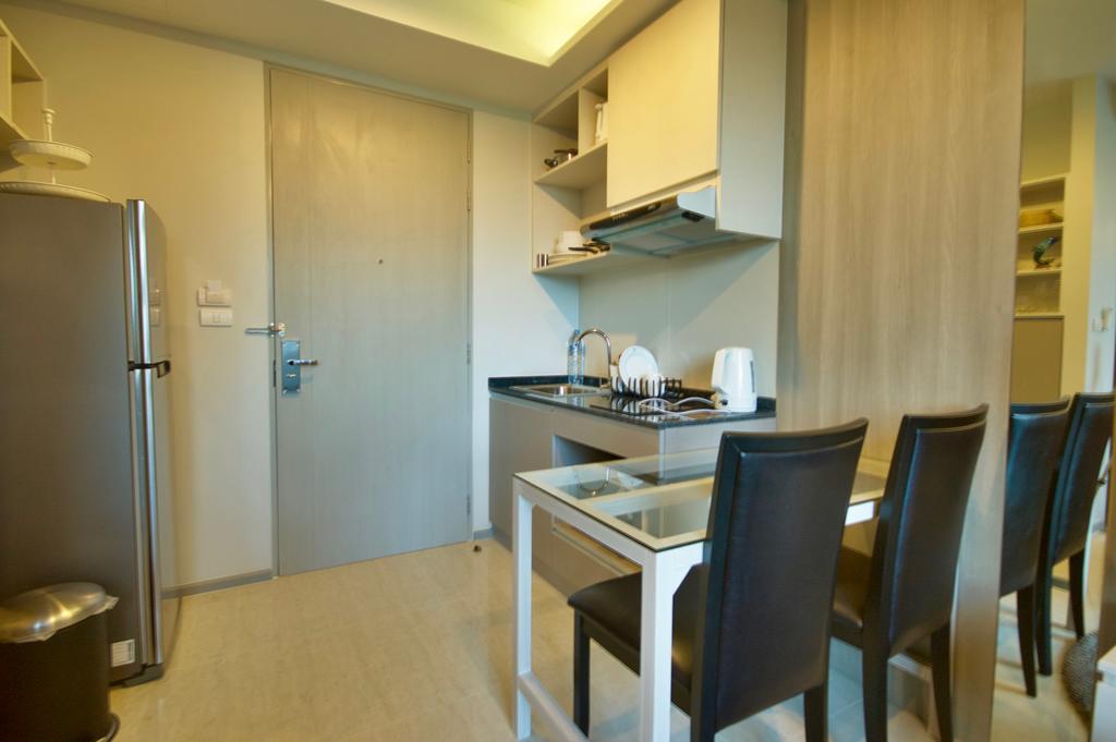 6Th Avenue Surin By Risa Apartment Екстериор снимка