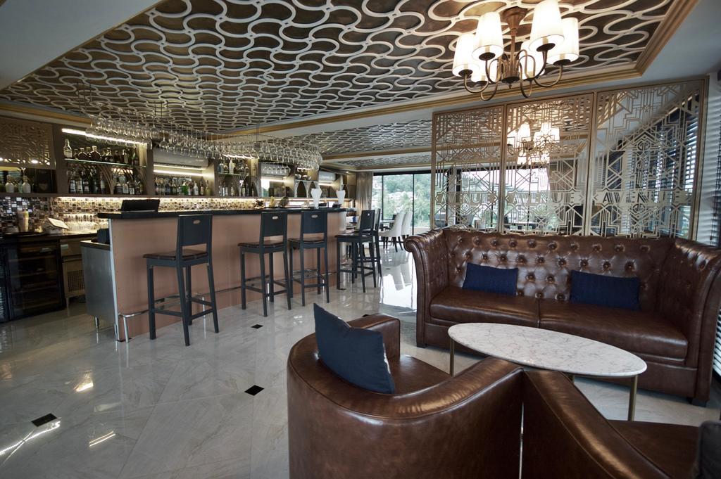 6Th Avenue Surin By Risa Apartment Екстериор снимка